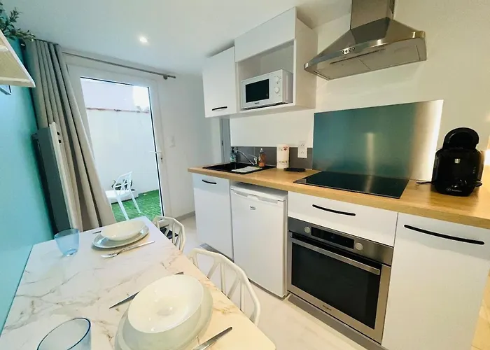 Le Lys Bleu * Анже